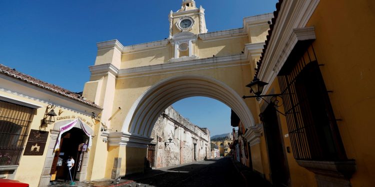 El 38.4 % de los turistas que visitaron Guatemala en 2021 proceden de EE. UU.