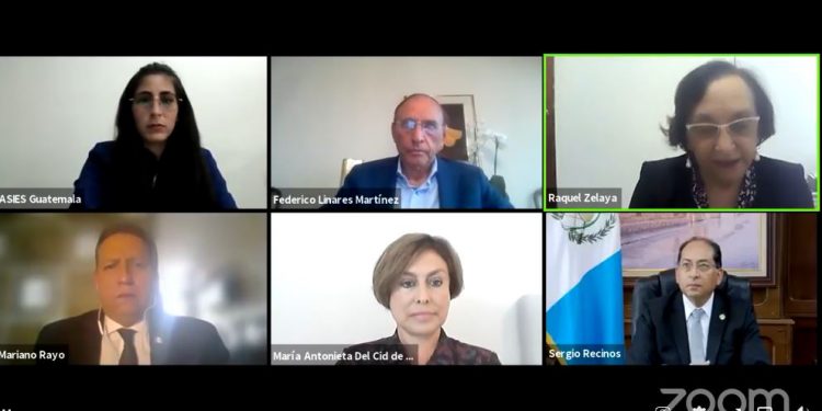 Presidente y dos expresidentes del Banguat conversan sobre “El futuro del quetzal digital”