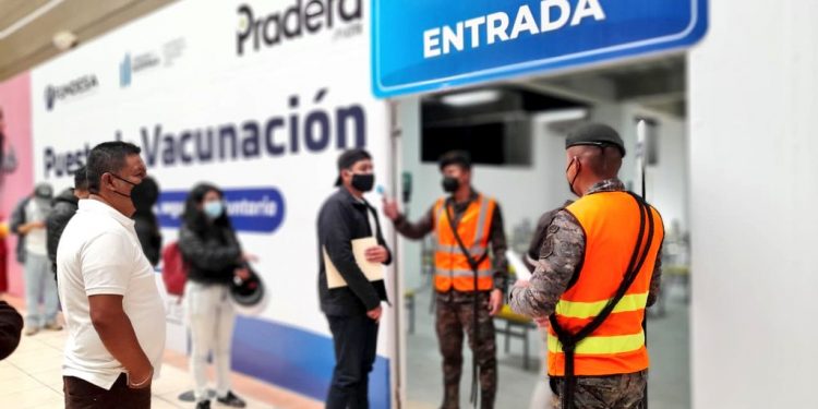 Puestos de vacunación que atenderán este fin de semana en la capital