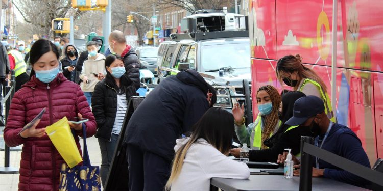 Variante delta puede ser tan contagiosa como la varicela, según EE. UU.