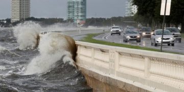 Elsa se debilita en su ruta por el sureste de EE. UU., tras golpear Florida