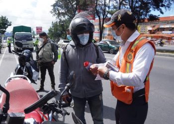 Instalan operativo de seguridad vial en la calzada Roosevelt