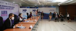 Autoridades que integran la Alerta Isabel-Claudina durante la presentación de avances en la sede del MP
