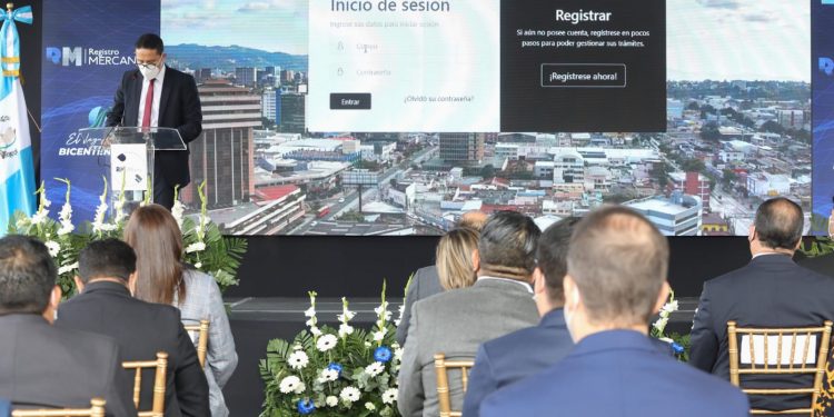 Registro Mercantil lanza plataforma digital para auxiliares de comercio