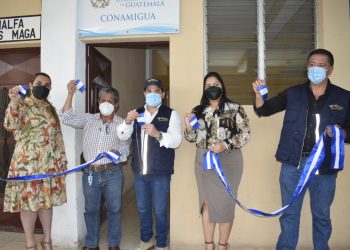 Firman convenio para apertura de oficina del Conamigua en Zacapa