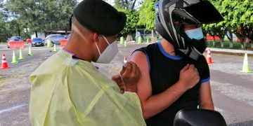 El Ejército de Guatemala apoya en el Plan Nacional de Vacunación contra el COVID-19