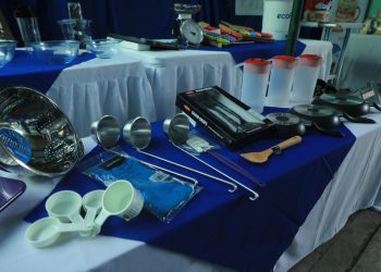 PMA entrega utensilios de cocina a 501 escuelas