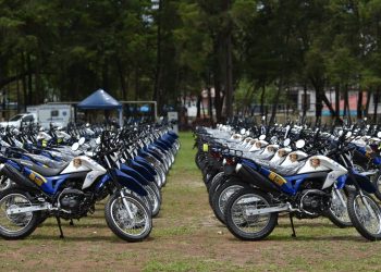 Guatemala recibe 200 motocicletas para Policía Comunitaria