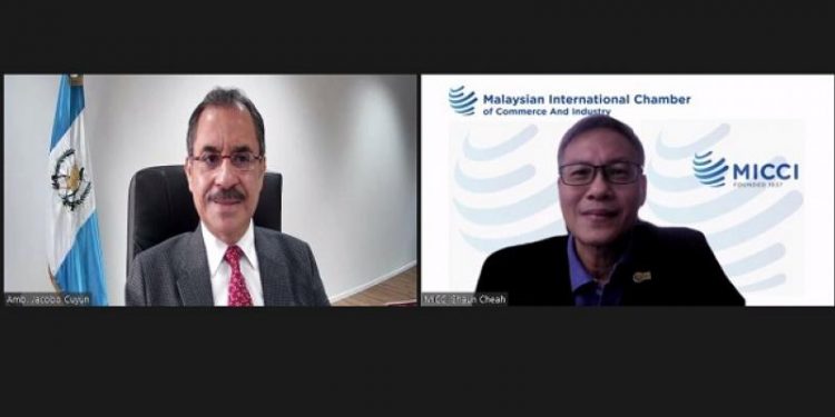 La reunión virtual entre Guatemala y Malasia, fue liderada por el embajador de Guatemala en Indonesia, Jacobo Cuyùn Salguero.