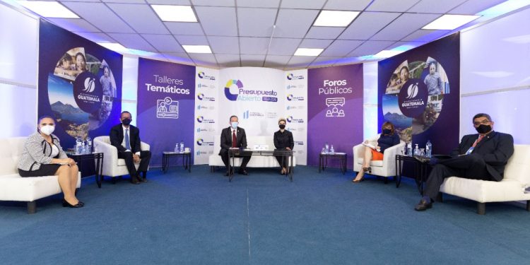 Los foros y talleres del presupuesto abierto son trasmitidos de forma virtual por las redes sociales del Ministerio de Finanzas Públicas