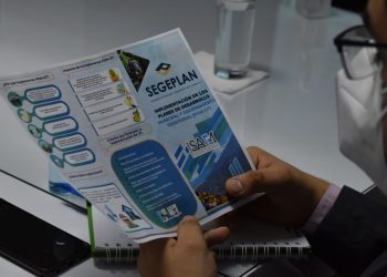 Miembros de la Copresam y Segeplan se reunieron para conocer los avances del ordenamiento territorial.