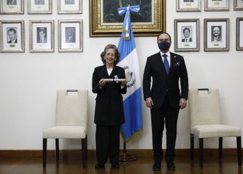 Otorgan Orden del Quetzal a María Eugenia Gordillo Morales