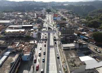 Inauguran paso a desnivel en zona 6 capitalina