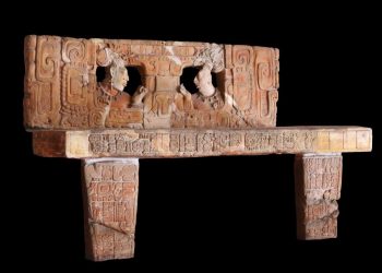Firman convenio con Museo Metropolitano de Nueva York para restaurar piezas arqueológicas mayas