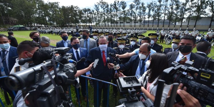 Presidente informa sobre casos de pacientes con variante delta de coronavirus