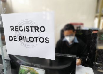 DGT: Existen 3 mil certificados de pilotos listos para entregar