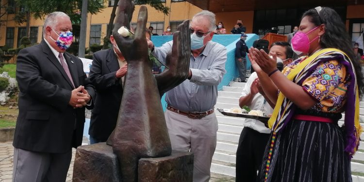 Reconocen labor de la Copadeh en Quetzaltenango