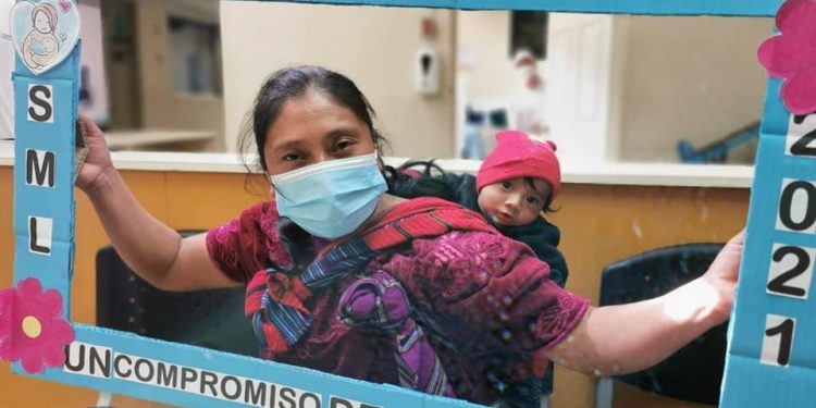 Hospital de Totonicapán conmemora la Semana Mundial de la Lactancia Materna