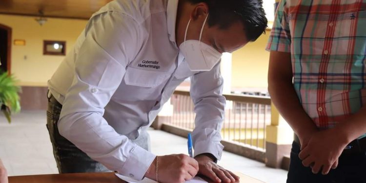 Huehuetenango finaliza firma de convenios para la ejecución de proyectos de desarrollo
