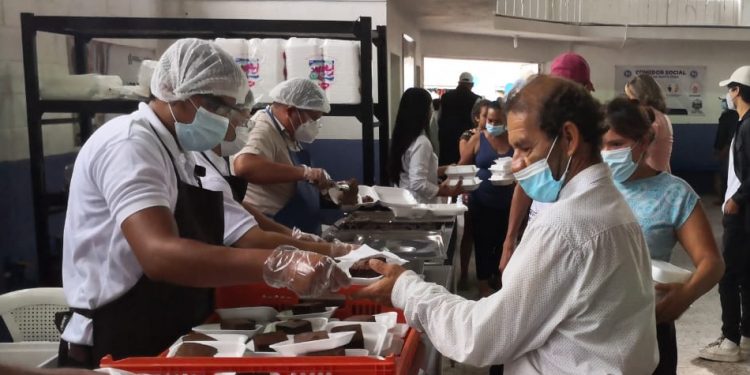 Más de 60 mil platos de comida gratuitos se servirán mensualmente en Santa Rosa