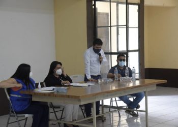 Instalan mesa de diálogo con los conductores de mototaxi de Jalapa