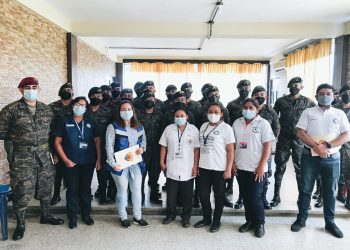 Personal militar se capacita para apoyar en vacunación contra el COVID-19