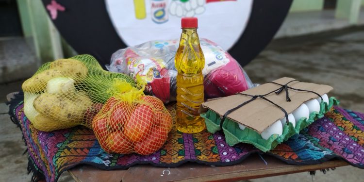 Más de 100 mil estudiantes de Suchitepéquez reciben alimentos escolares