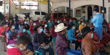 Párroco acompaña jornadas de vacunación contra el COVID-19 en Totonicapán