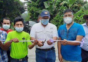 Inauguran camino rural en Sololá