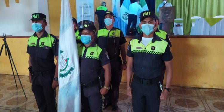 Mazatenango cuenta con más agentes de la Policía Municipal de Tránsito