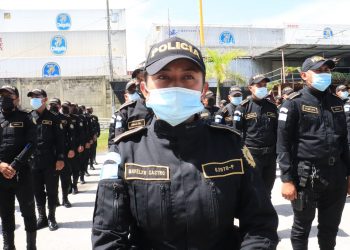 Nuevos agentes refuerzan las filas de la PNC en Izabal