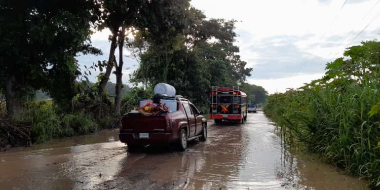 Conred brinda atención en Retalhuleu y Suchitepéquez por lluvias de las últimas horas