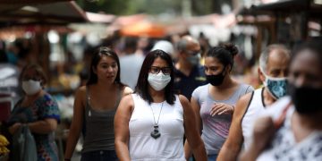 Brasil registra la menor media de muertes diarias por COVID-19 desde enero