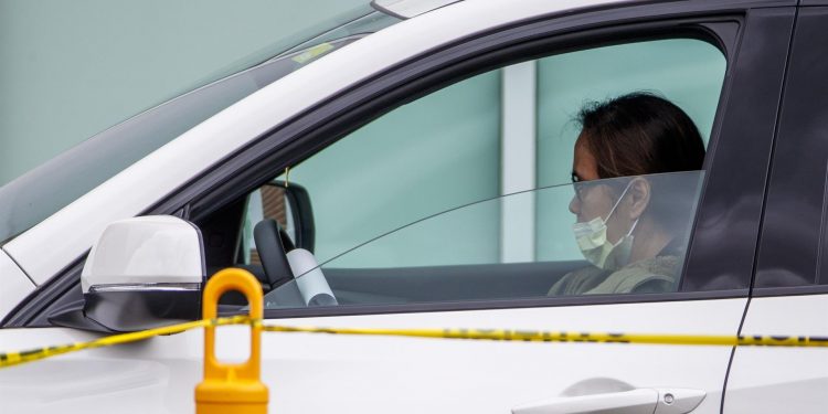 Canadá reabre sus fronteras a viajeros de EE. UU. vacunados y con test negativo