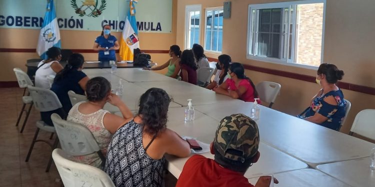 La SBS apoyará con formación y subsidio a familias chiquimultecas