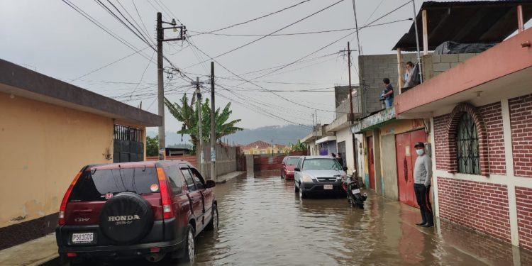 Conred asiste a seis departamentos donde han ocurrido hundimientos, inundaciones y deslizamientos