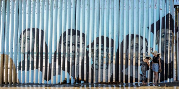 El Supremo de EE. UU. permite que se restablezca el programa “Espera en México”