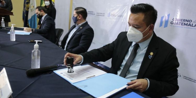 Fortalecen prevención e impulsan la denuncia de trata de personas en Huehuetenango