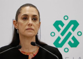 Ciudad de México mantiene nivel de alerta por COVID-19 pese a más hospitalizados