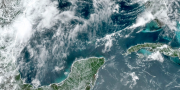 Prevén que novena depresión sea huracán cuando entre en el golfo de México