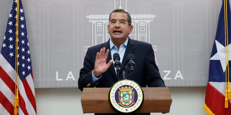 Funcionarios de Puerto Rico deben vacunarse para trabajar de forma presencial