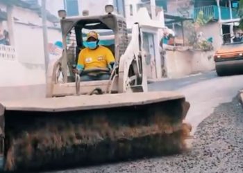 VIDEO. Ministerio de Comunicaciones avanza en remozamiento de carretera en Retalhuleu