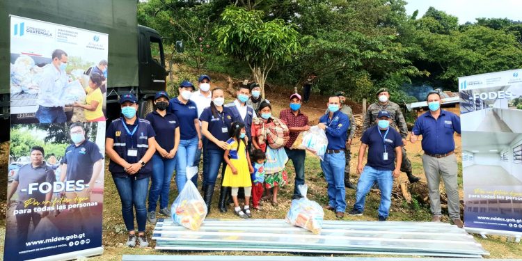 Mides beneficia a más de 125 mil familias por medio del Fondo de Desarrollo Social.