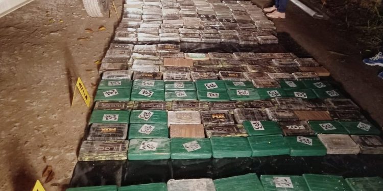 Incautan 515 kilogramos de cocaína en Puerto Barrios, Izabal