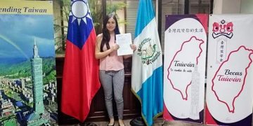 Estudiante beneficiada con las becas que otorga la República de China (Taiwán)