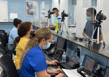 La gestión de trámites y atención en el extranjero se realiza bajo medidas sanitarias.