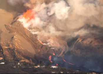 Lava del volcán de La Palma cubre 338 hectáreas con terreno ganado al mar
