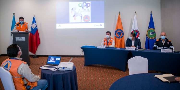 Analizan situación de ríos de Escuintla ante la temporada de lluvias