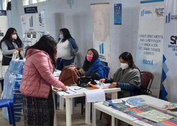 Población de Nahualá se beneficia con jornada de servicios integrados