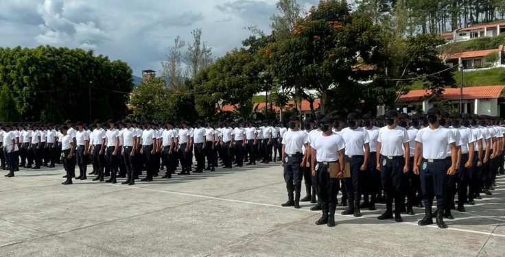 Cerca de 300 jóvenes de occidente comienzan formación en Academia de la PNC